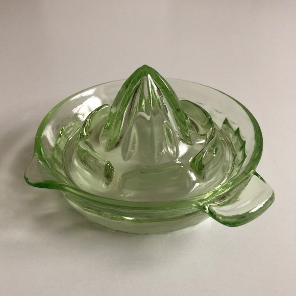 Vintage Green Depression Glass Juicer - Picture 4 of 7